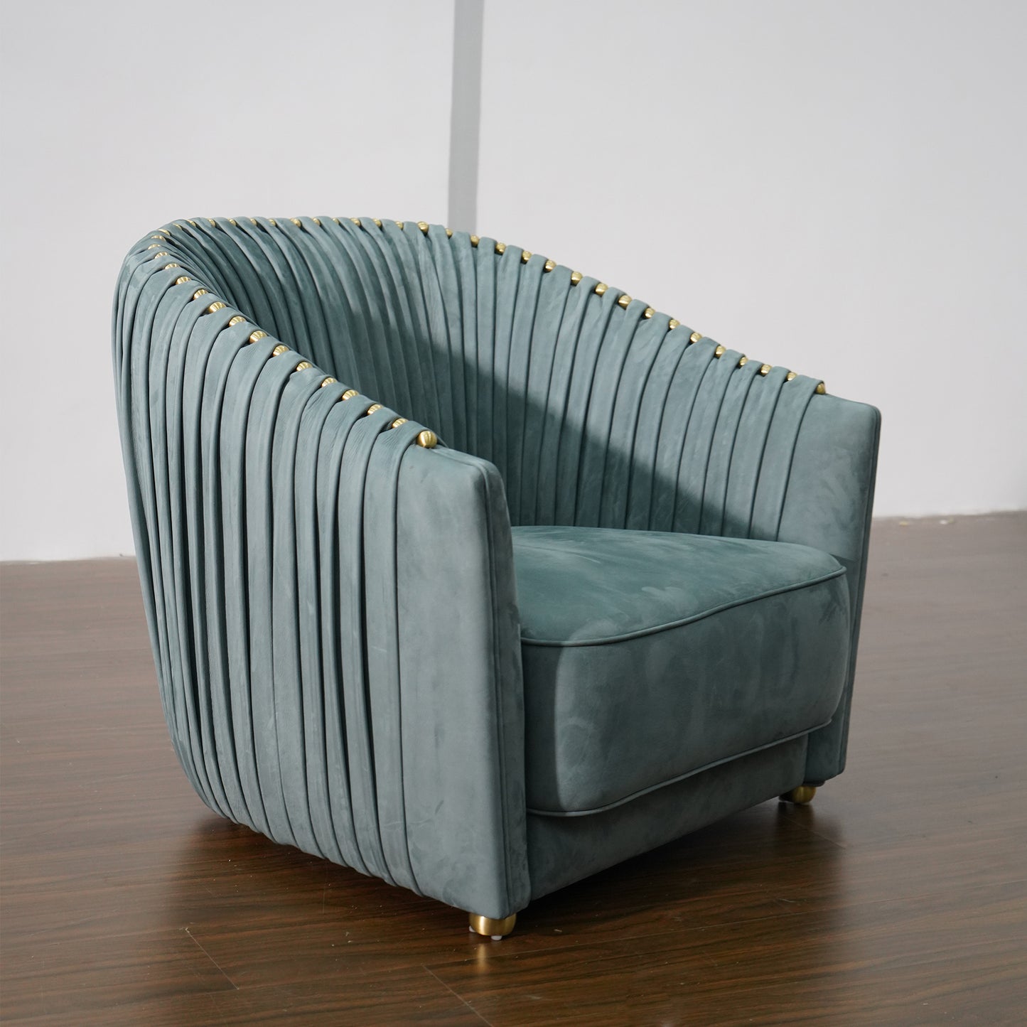 Sharpei sofa